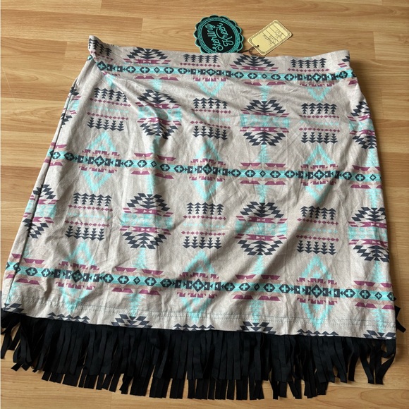 Aztec Pattern Western Fringe Skirt - Picture 1 of 5